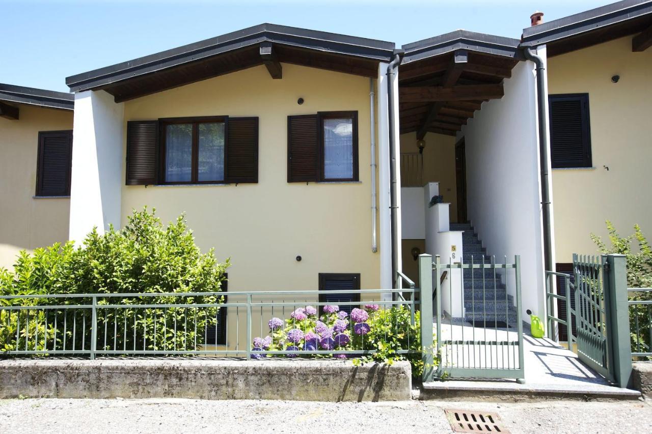 Residenza Arcobaleno Daire Pino Lago Maggiore Dış mekan fotoğraf